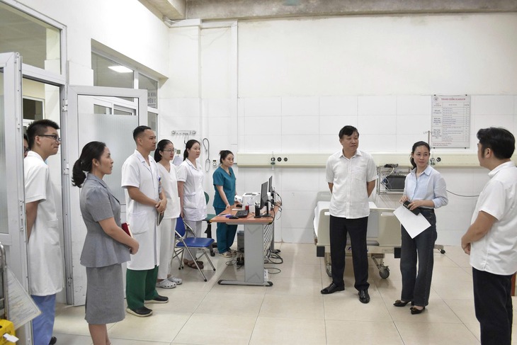 Bão số 9: Y tế Quảng Ninh sẵn sàng chi viện tình huống khẩn cấp, Hải Phòng di dời hộ dân ven biển- Ảnh 1. Bão số 9: Y tế Quảng Ninh sẵn sàng chi viện tình huống khẩn cấp, Hải Phòng di dời hộ dân ven biển- Ảnh 1.