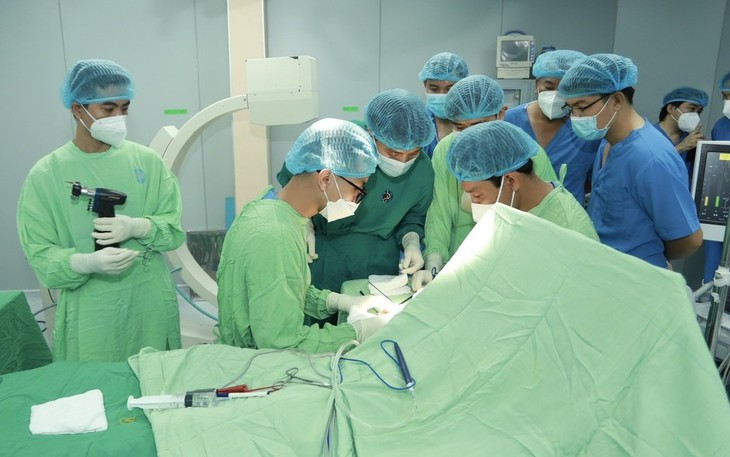 Người mẹ trẻ ở Bình Dương "cầu xin" giữ lại bàn tay để được chăm con