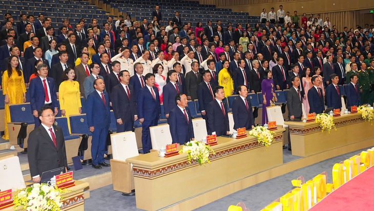 Đại hội Đại biểu Đảng bộ thành phố Hải Phòng lần thứ I (2025-2030) bước vào ngày làm việc thứ nhất- Ảnh 1. Đại hội Đại biểu Đảng bộ thành phố Hải Phòng lần thứ I (2025-2030) bước vào ngày làm việc thứ nhất- Ảnh 1.