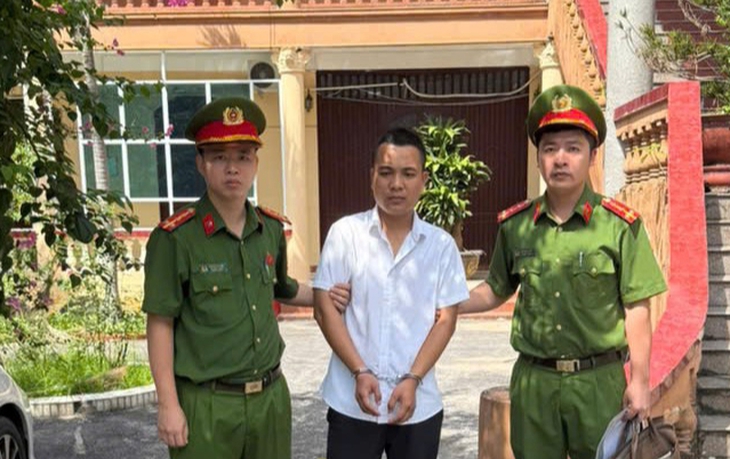 Kinh doanh online trốn thuế, người đàn ông bị khởi tố, bắt giam- Ảnh 1. Kinh doanh online trốn thuế, người đàn ông bị khởi tố, bắt giam- Ảnh 1.
