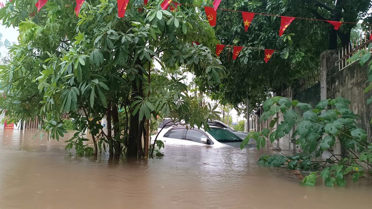 Miền Bắc, miền Trung mưa rải rác trước khi bước vào đợt mưa cực lớn từ chiều mai- Ảnh 2.