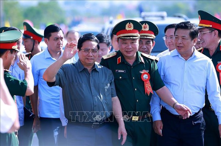 Thủ tướng Phạm Minh Chính dự lễ khánh thành cầu Phong Châu mới- Ảnh 1. Thủ tướng Phạm Minh Chính dự lễ khánh thành cầu Phong Châu mới- Ảnh 1.