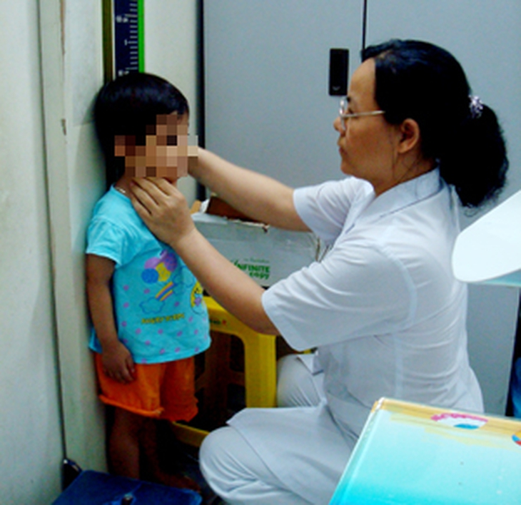Chế độ ăn cho trẻ dưới 2 tuổi suy dinh dưỡng thấp còi- Ảnh 1.