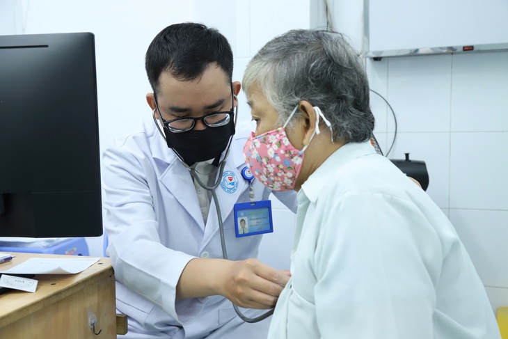 TPHCM phấn đấu trở thành trung tâm chăm sóc sức khỏe hàng đầu khu vực- Ảnh 1.
