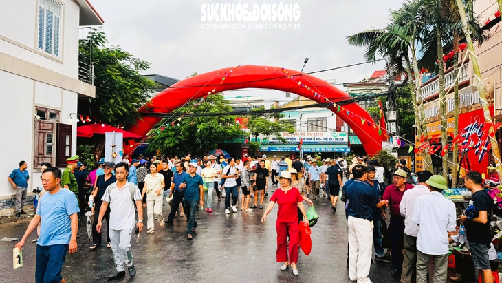 Giải mã sức hút Lễ hội chọi trâu Đồ Sơn - di sản văn hóa biển độc đáo- Ảnh 1.