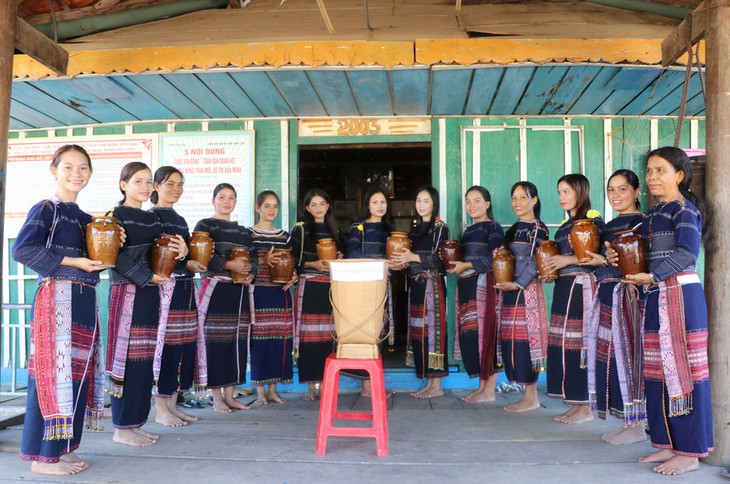 Sáng kiến 'hũ gạo tình thương' - Mô hình can thiệp cải thiện dinh dưỡng người dân vùng cao- Ảnh 1. Sáng kiến 'hũ gạo tình thương' - Mô hình can thiệp cải thiện dinh dưỡng người dân vùng cao- Ảnh 1.