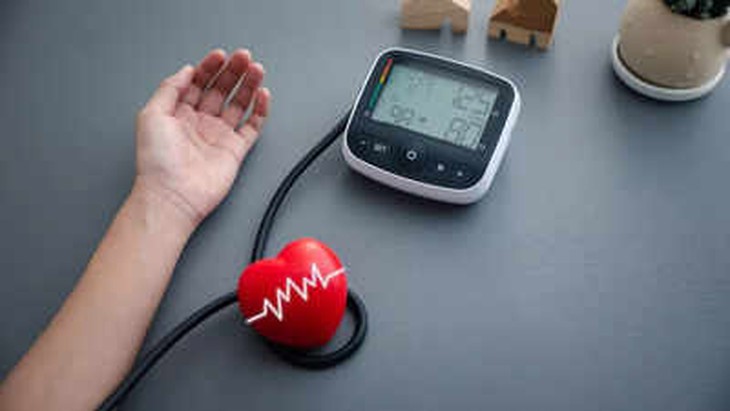 5 loại đồ uống buổi tối dành cho người cao huyết áp giúp giảm huyết áp cao một cách tự nhiên