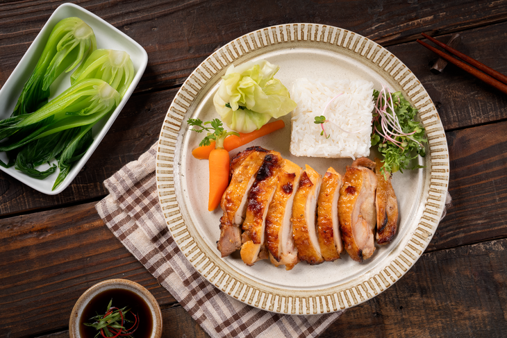Thắp lửa tình thân với món gà Mỹ nướng ngũ vị mùa Vu lan- Ảnh 2.