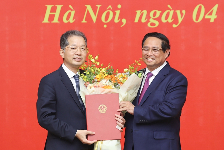 Thủ tướng Phạm Minh Chính trao quyết định bổ nhiệm lãnh đạo 8 bộ, cơ quan- Ảnh 6. Thủ tướng Phạm Minh Chính trao quyết định bổ nhiệm lãnh đạo 8 bộ, cơ quan- Ảnh 6.