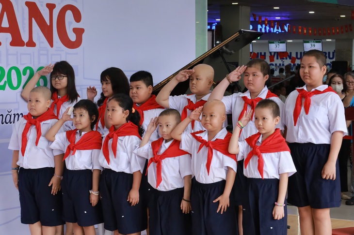 Khai giảng lớp học đặc biệt ở TPHCM tiếp nghị lực cho bệnh nhi ung thư- Ảnh 4.