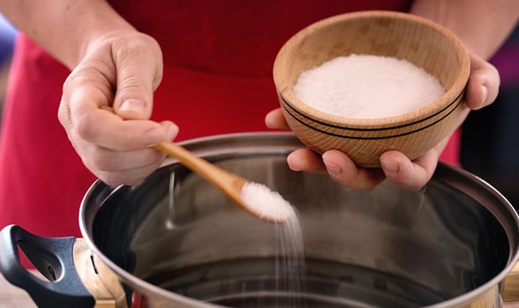 Muối và bệnh cao huyết áp: Cắt giảm để kiểm soát tốt hơn!
