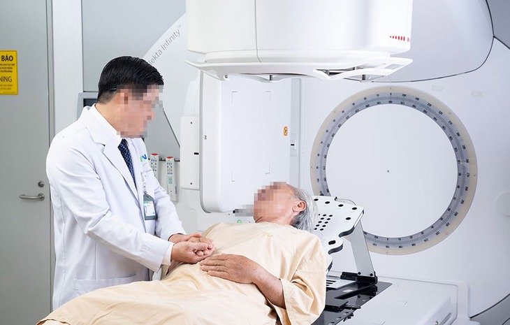 Ung thư tuyến ức hiếm gặp nhưng nguy hiểm- Ảnh 2.