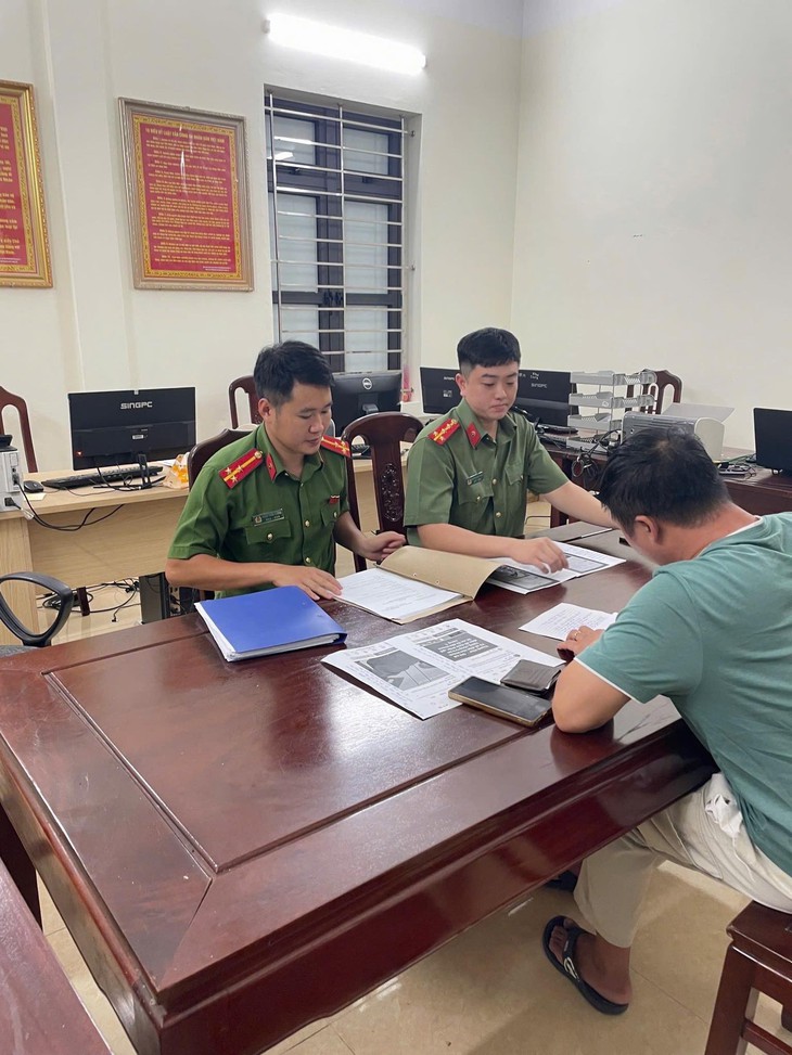 Công an làm việc với người đàn ông đăng thông tin xúc phạm ngành điện- Ảnh 1.