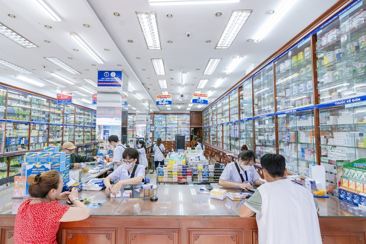 Hệ thống nhà thuốc và trung tâm tiêm chủng Long Châu đồng hành cùng Lễ trao giải 'Cơ sở Y tế Xanh - Sạch - Đẹp' lần thứ I- Ảnh 4.