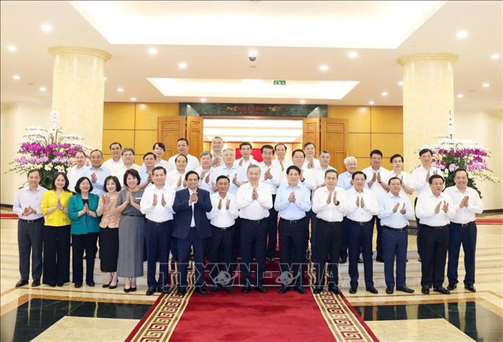 Tổng Bí thư chủ trì cuộc làm việc của Bộ Chính trị với Ban Thường vụ Đảng ủy các cơ quan Đảng Trung ương- Ảnh 1.