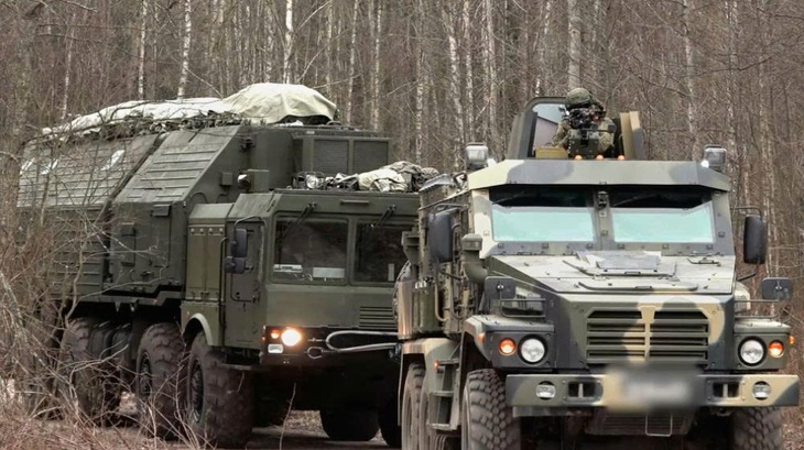 Nga thử lửa tên lửa Oreshnik ngay ngưỡng cửa NATO- Ảnh 1.