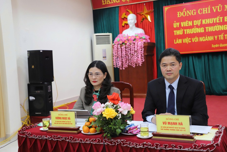 Thứ trưởng Thường trực Bộ Y tế Vũ Mạnh Hà làm việc với ngành Y tế tỉnh Tuyên Quang- Ảnh 1. Thứ trưởng Thường trực Bộ Y tế Vũ Mạnh Hà làm việc với ngành Y tế tỉnh Tuyên Quang- Ảnh 1.