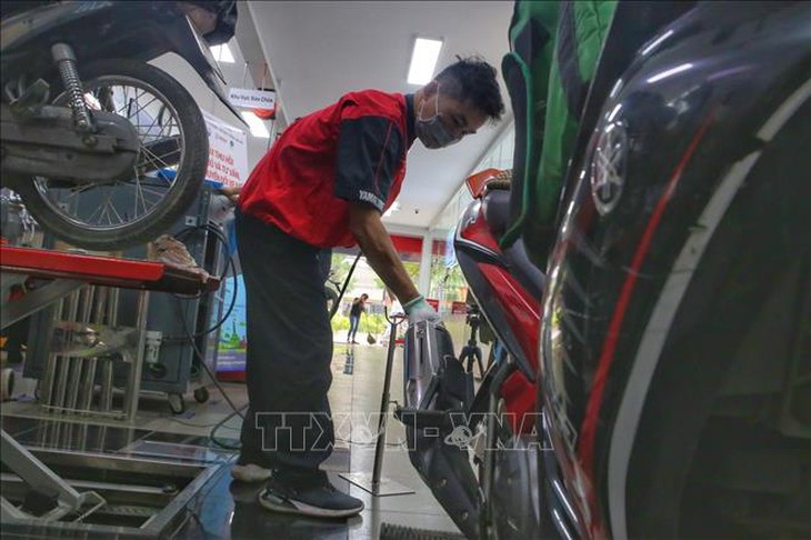 Sẽ kiểm định khí thải xe mô tô, xe gắn máy từ ngày 30/6/2026- Ảnh 1. Sẽ kiểm định khí thải xe mô tô, xe gắn máy từ ngày 30/6/2026- Ảnh 1.
