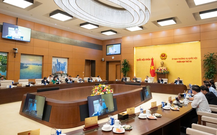 UBTVQH nhất trí 100% thông qua quy định mới về trang phục ngành Kiểm sát- Ảnh 4.
