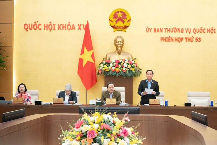 UBTVQH nhất trí 100% thông qua quy định mới về trang phục ngành Kiểm sát- Ảnh 1.