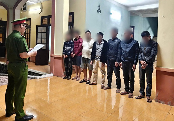 Bắt giữ 7 đối tượng đánh bạc dưới hình thức lắc bầu cua ở Đà Nẵng- Ảnh 2.
