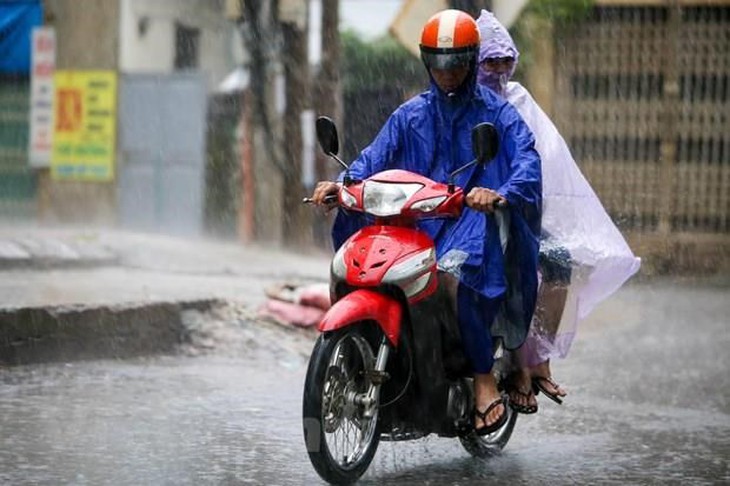 Bắc Bộ nhiều mây, mưa rải rác, sáng và đêm rét- Ảnh 1.