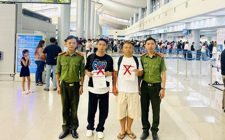 Đột kích biệt thự hạng sang, lộ ‘hang ổ’ lừa đảo công nghệ cao do người nước ngoài cầm đầu- Ảnh 3.