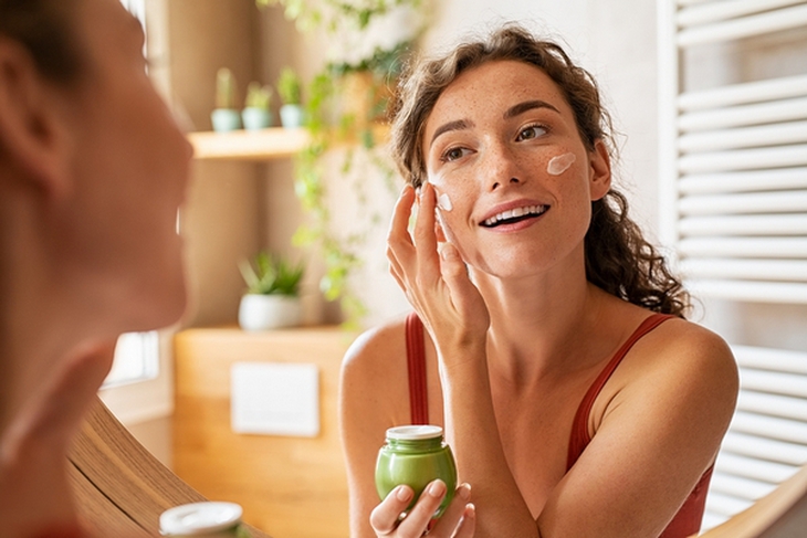 Bác sĩ chỉ quy trình chuẩn chăm sóc da mùa đông- Ảnh 1.