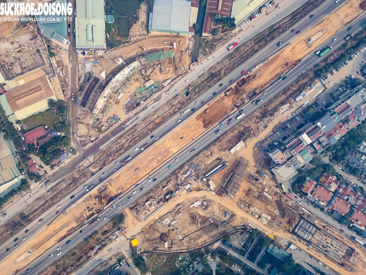 Toàn cảnh 'siêu nút giao' hơn 2.300 tỷ đồng nối Vành đai 3,5 với Đại lộ Thăng Long- Ảnh 4. Toàn cảnh 'siêu nút giao' hơn 2.300 tỷ đồng nối Vành đai 3,5 với Đại lộ Thăng Long- Ảnh 4.