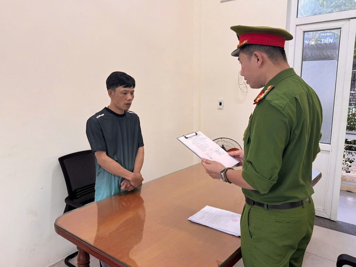 Bắt đối tượng 'rửa tiền' trong đường dây lừa đảo đầu tư vàng qua mạng- Ảnh 1.