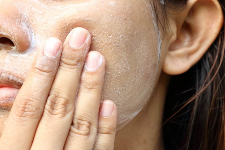 Bác sĩ chỉ quy trình chuẩn chăm sóc da mùa đông- Ảnh 2.
