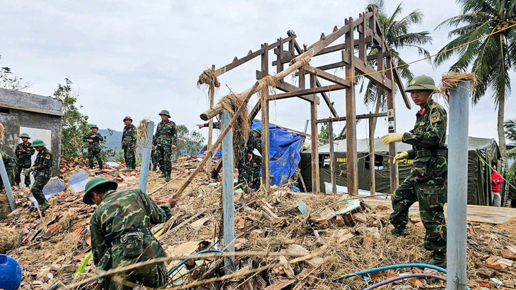 Gần 35 nghìn ngôi nhà hư hỏng do thiên tai đã được sửa chữa, xây mới- Ảnh 1. Gần 35 nghìn ngôi nhà hư hỏng do thiên tai đã được sửa chữa, xây mới- Ảnh 1.