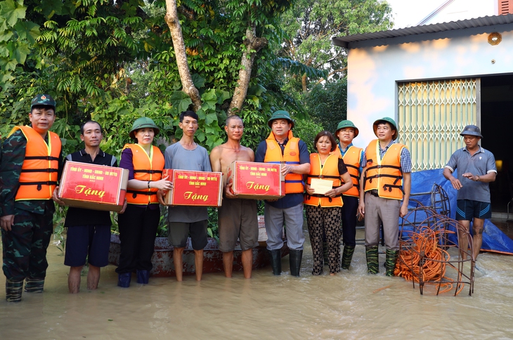 Xây dựng Bắc Ninh phát triển nhanh, bền vững, trở thành thành phố trực thuộc Trung ương trước năm 2030- Ảnh 2. Xây dựng Bắc Ninh phát triển nhanh, bền vững, trở thành thành phố trực thuộc Trung ương trước năm 2030- Ảnh 2.