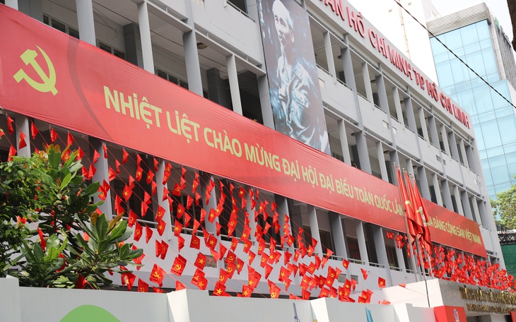 Khánh Hòa rực sắc cờ hoa, gửi trọn niềm tin vào Đại hội XIV của Đảng- Ảnh 6.