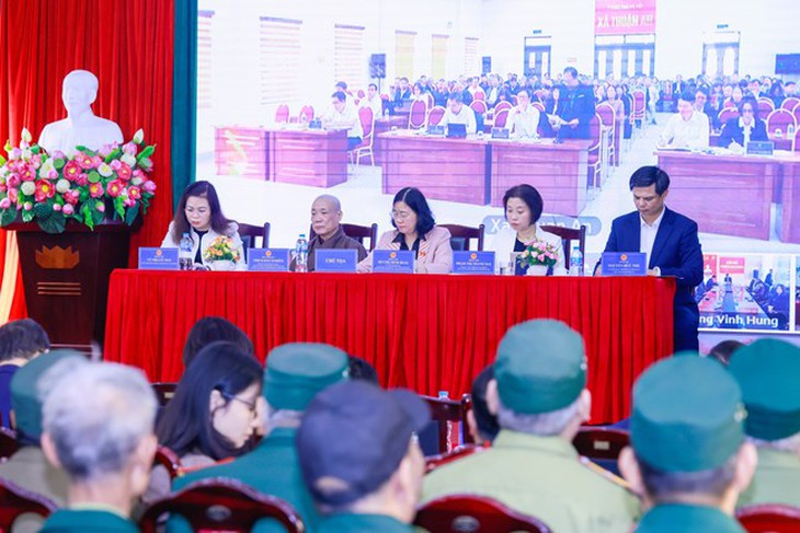 Phát huy quyền làm chủ của nhân dân trong hoàn thiện thể chế, tăng cường khối đại đoàn kết dân tộc- Ảnh 2. Phát huy quyền làm chủ của nhân dân trong hoàn thiện thể chế, tăng cường khối đại đoàn kết dân tộc- Ảnh 2.