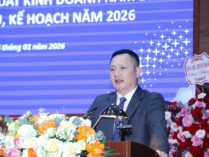 Vững dòng điện – sáng niềm tin: Công ty Điện lực Thanh Hóa vượt khó năm 2025, sẵn sàng bứt phá trong giai đoạn mới- Ảnh 2.