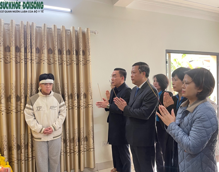 Truy tặng bằng khen cho nữ điều dưỡng hiến tạng cứu người- Ảnh 1.