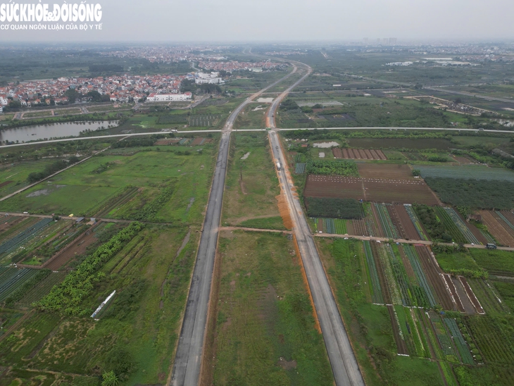 Diện mạo đường Vành đai 4 sau hơn 3 năm thi công- Ảnh 2. Diện mạo đường Vành đai 4 sau hơn 3 năm thi công- Ảnh 2.