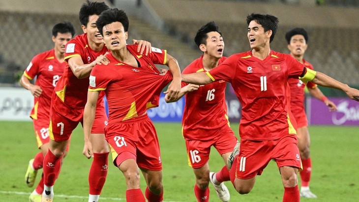 Lịch thi đấu bóng đá hôm nay ngày 20/1 - 21/1: U23 Việt Nam đấu U23 Trung Quốc- Ảnh 1. Lịch thi đấu bóng đá hôm nay ngày 20/1 - 21/1: U23 Việt Nam đấu U23 Trung Quốc- Ảnh 1.
