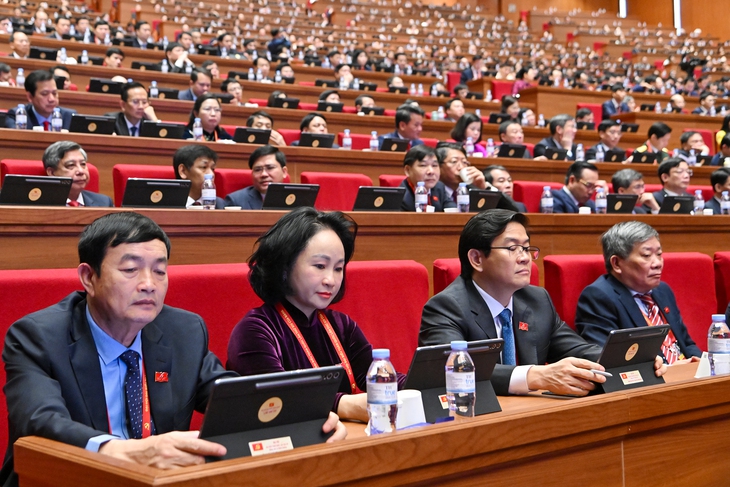 Đại hội XIV của Đảng: Hà Nội tập trung tháo gỡ điểm nghẽn về ùn tắc, ngập úng, ô nhiễm- Ảnh 2. Đại hội XIV của Đảng: Hà Nội tập trung tháo gỡ điểm nghẽn về ùn tắc, ngập úng, ô nhiễm- Ảnh 2.