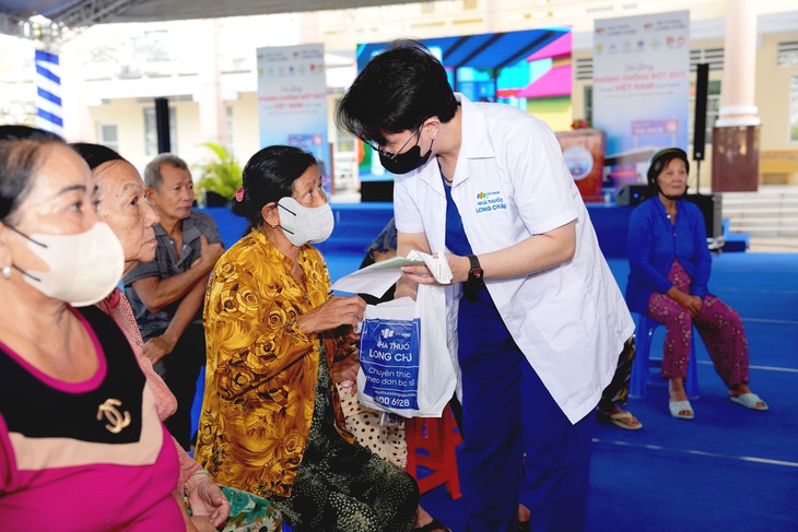 'Long Châu sẻ chia 2026' nối tiếp sứ mệnh góp phần giảm gánh nặng đột quỵ tại Việt Nam- Ảnh 5.
