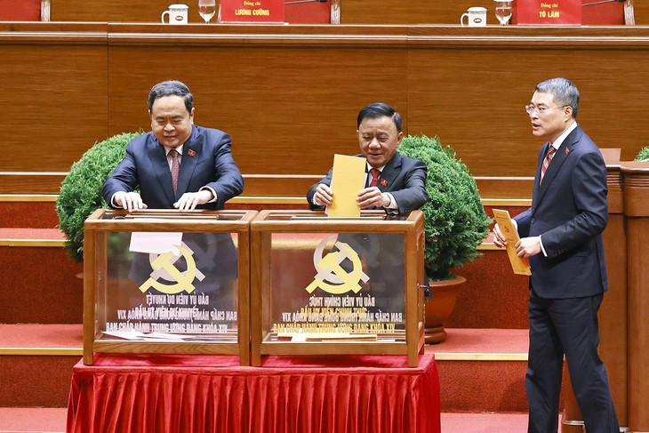 Hình ảnh bầu Ban Chấp hành Trung ương Đảng khóa XIV- Ảnh 6. Hình ảnh bầu Ban Chấp hành Trung ương Đảng khóa XIV- Ảnh 6.