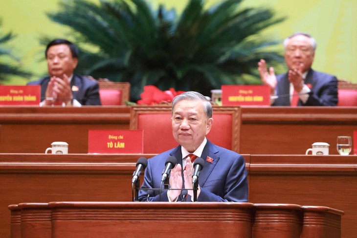 Tổng Bí thư: Phấn đấu GDP bình quân đầu người đến năm 2030 đạt khoảng 8.500 USD/năm- Ảnh 1. Tổng Bí thư: Phấn đấu GDP bình quân đầu người đến năm 2030 đạt khoảng 8.500 USD/năm- Ảnh 1.