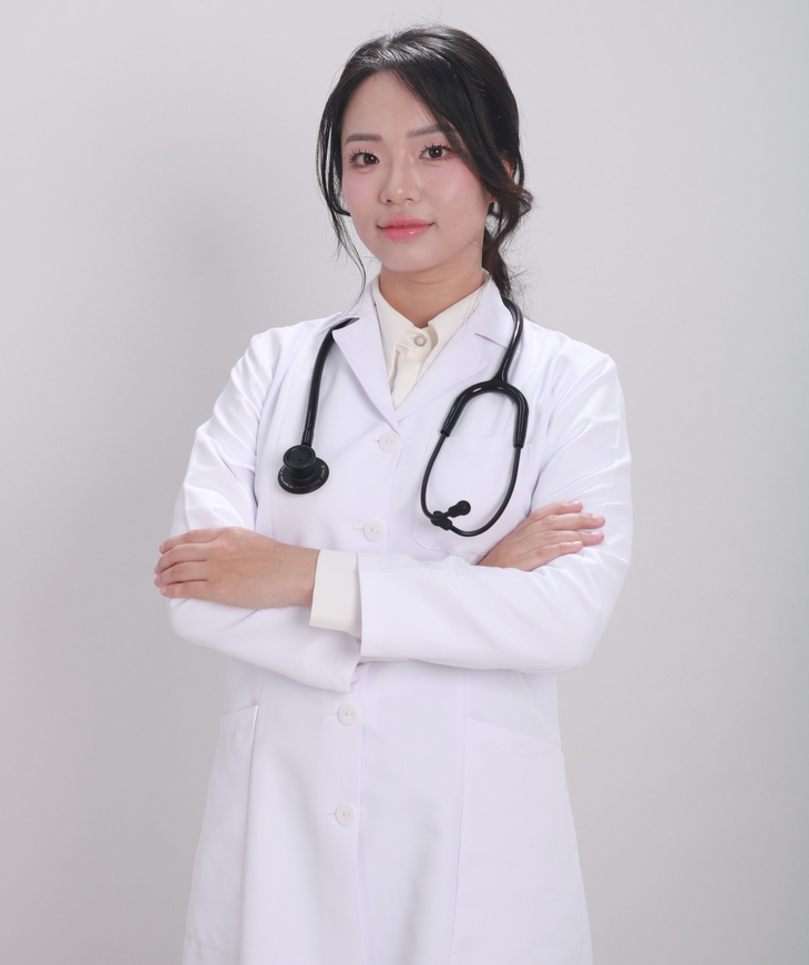 Từ giảng đường Y khoa đến bài học về trách nhiệm người thầy thuốc- Ảnh 1.