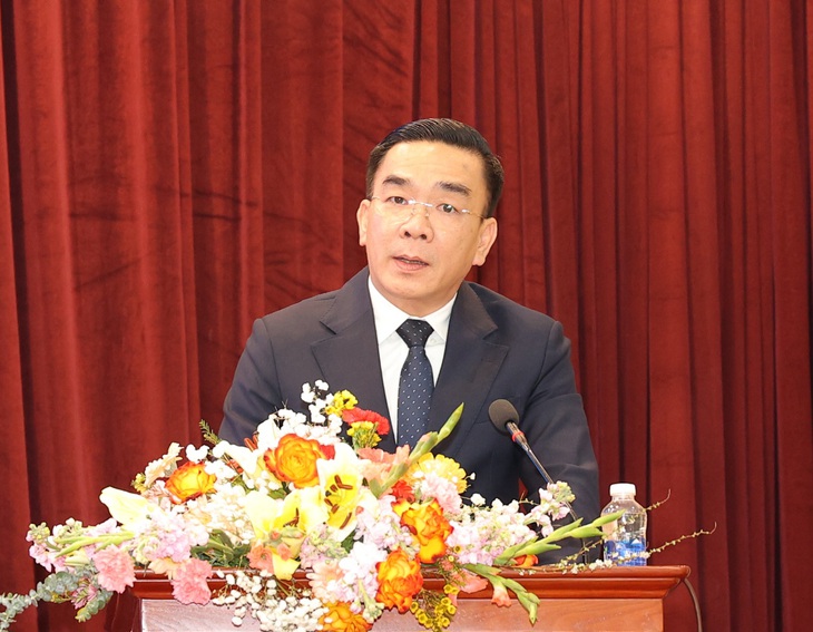 Công đoàn chủ động tham gia xây dựng, giám sát thực hiện chính sách tiền lương, phụ cấp... cho cán bộ y tế- Ảnh 1. Công đoàn chủ động tham gia xây dựng, giám sát thực hiện chính sách tiền lương, phụ cấp... cho cán bộ y tế- Ảnh 1.