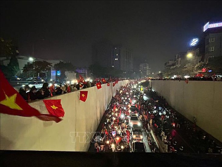 Hà Nội: Đêm không ngủ mừng U23 Việt Nam giành huy chương đồng châu Á- Ảnh 5.