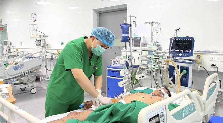 Người đàn ông khó thở, tím tái sau 2 ngày ăn cỗ- Ảnh 3.