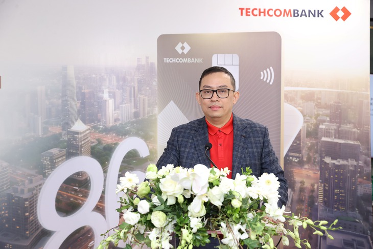 Techcombank ra mắt thẻ tín dụng Techcombank Visa Business Platinum, dẫn đầu đặc quyền tài chính vượt trội cho doanh nghiệp: miễn lãi tối đa tới 86 ngày, hạn mức lên đến 10 tỷ đồng- Ảnh 2. Techcombank ra mắt thẻ tín dụng Techcombank Visa Business Platinum, dẫn đầu đặc quyền tài chính vượt trội cho doanh nghiệp: miễn lãi tối đa tới 86 ngày, hạn mức lên đến 10 tỷ đồng- Ảnh 2.