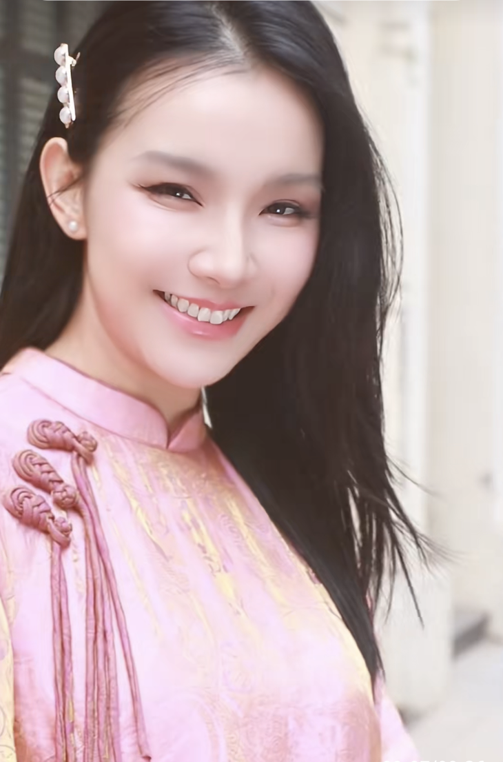 Hoa hậu Thùy Lâm gây ngỡ ngàng ở tuổi U40- Ảnh 4.