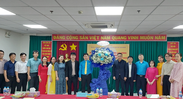 Công đoàn Y tế Việt Nam thăm, động viên cán bộ y tế làm việc trong môi trường đặc thù tại TPHCM và Đồng Nai- Ảnh 4.